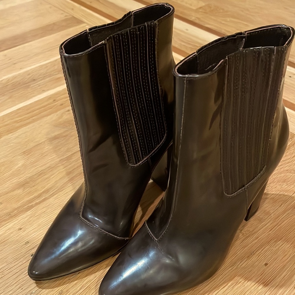 Pour La Victorie Brown Leather Boots